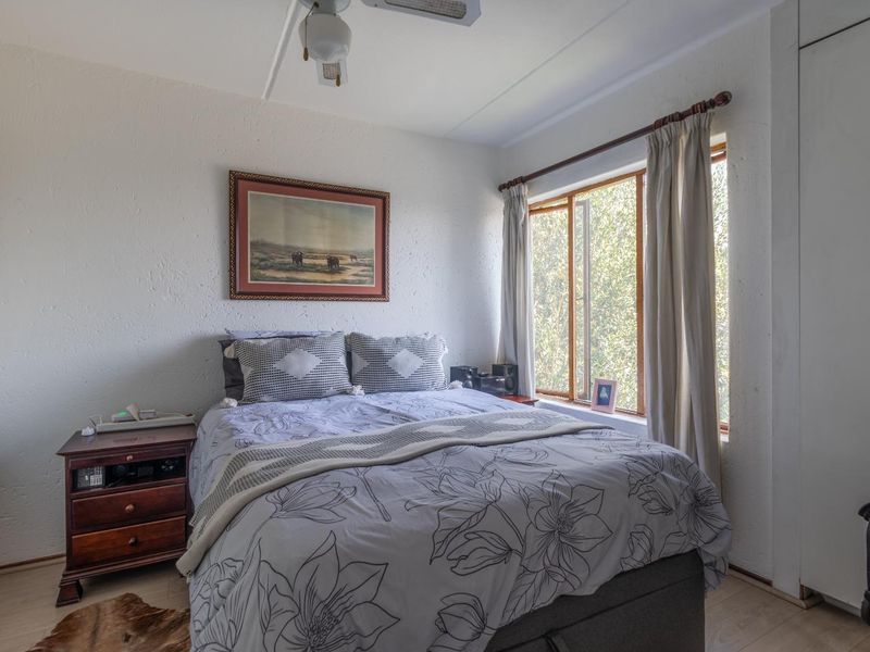 1 Bed 1 Bath for Sale in Benmore, Sandton - Photo 8