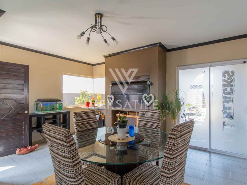 Family home with 1 bedroom flat - Photo 6