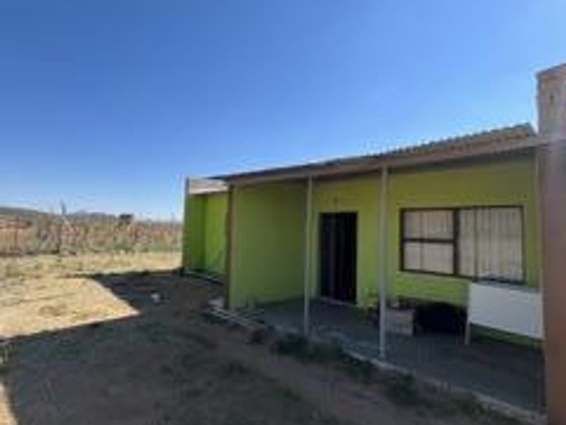Two bedroom plot, 1,6 hectare with borehole - Photo 3