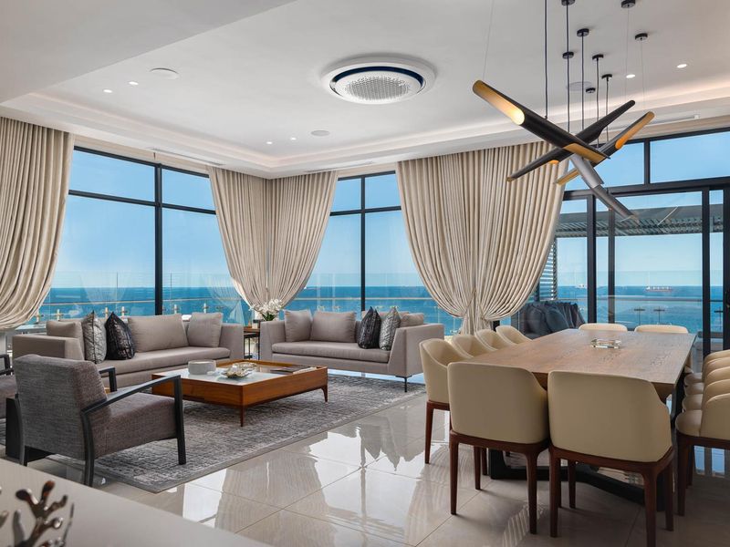 4 BEDROOM | 4.5 BATHROOM PENTHOUSE - Photo 3