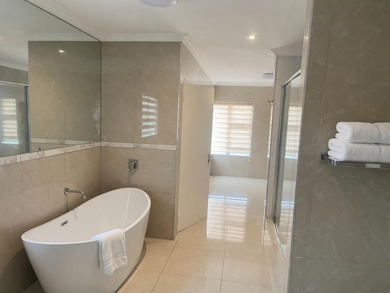 BIG BEAUTIFUL HOUSE IN ZAMBEZI MANOR LIFESTYLE ESTATE - Photo 7