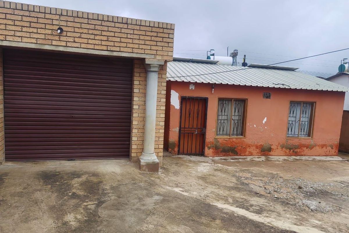 2-BEDROOM AFFORDABLE FAMILY HOME - Photo 2
