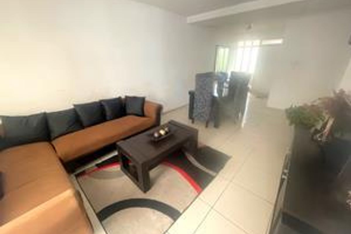 Prime Location,Your Ideal Home Awaits, 2 Bedroom 1st floor unit - Photo 2