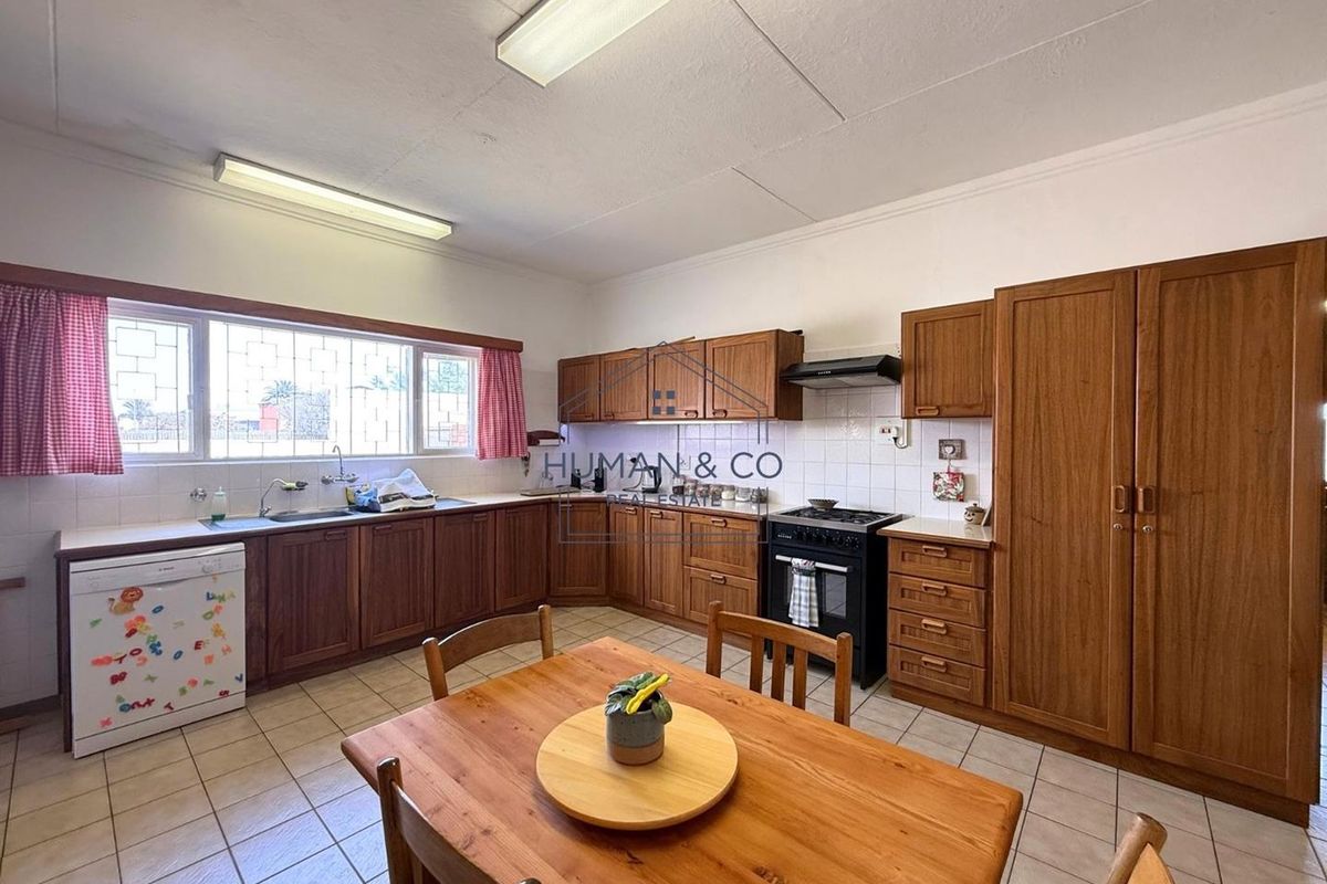 Corner Property with Excellent Potential! - Photo 5