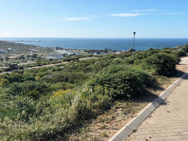 Elevated Coastal Living with Uninterrupted Views in Steenberg Cove, St Helena Bay - Photo 2
