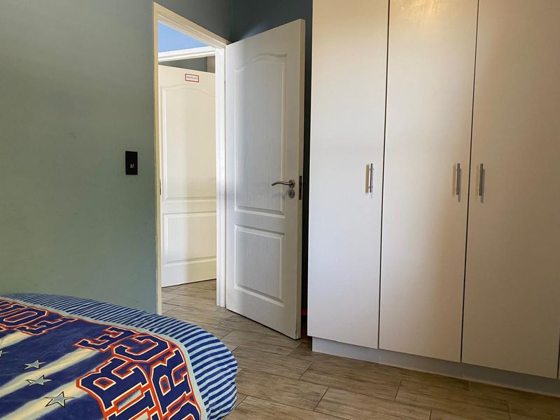 Stunning 4-Bedroom Duplex in Sought-After Bardale Village - Photo 10