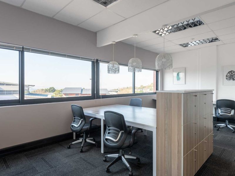 Discover many ways to work your way in Regus Victoria Country Club - Photo 8