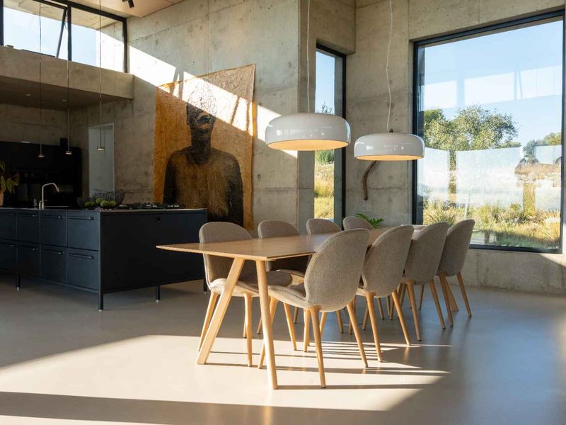 Where Contemporary Design Meets Country Serenity - Photo 3