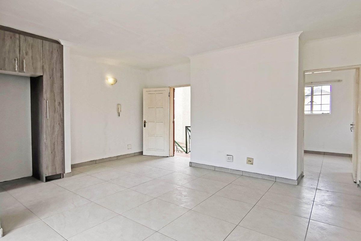 2 bedroom townhouse For Sale in Alberton North - Photo 2