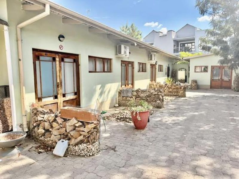 PRIME HOSPITALITY INVESTMENT WINDHOEK CBD SOUTH - Photo 1