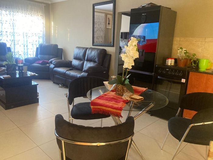 Property #2485479, Apartment For Sale in Jabulani