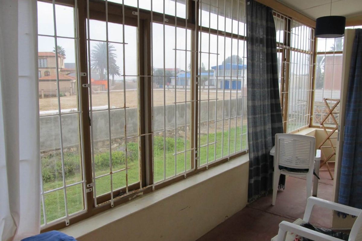 SEA FRONT PROPERTY - PRIME SITE - Photo 5