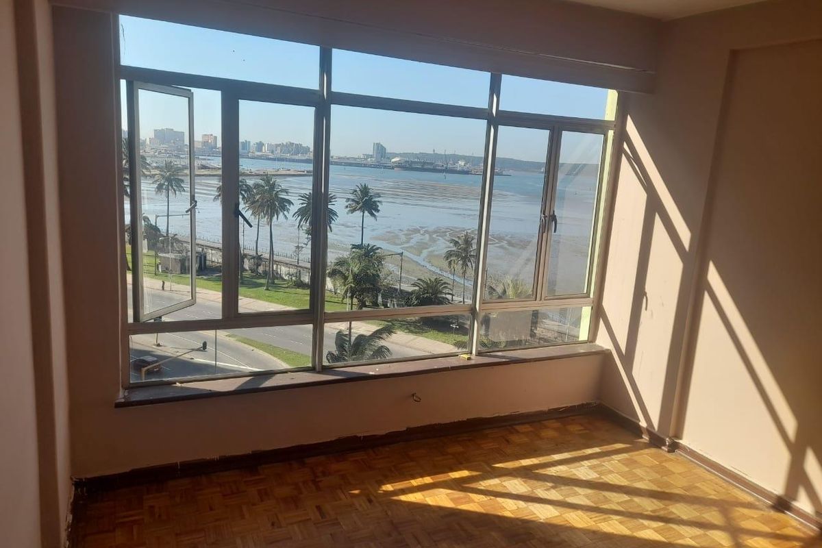 Popular area for young professionals and families! - Photo 2