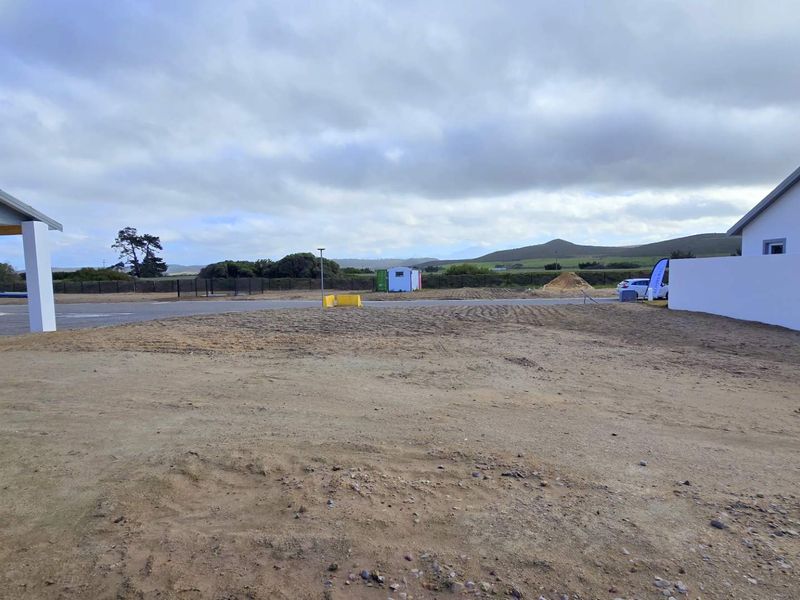 Luxury Living Awaits at Klipheuwel Estate - Photo 9