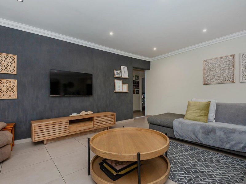 3 Bedroom House for Sale in New Redruth - Photo 10