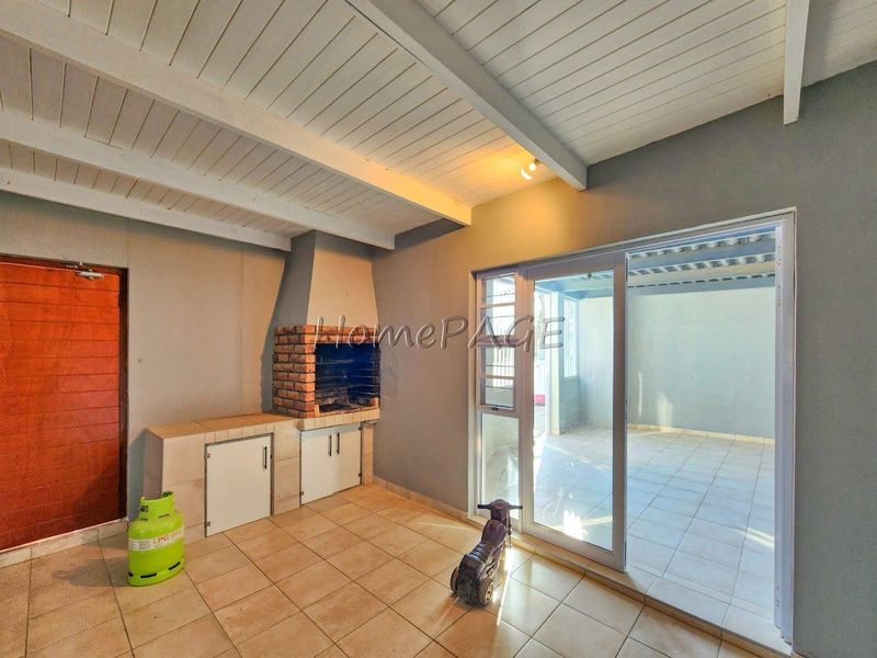 Ext 3, Henties B ay:  Well Priced, Newly Renovated 4 Bedr Home for Sale - Photo 9