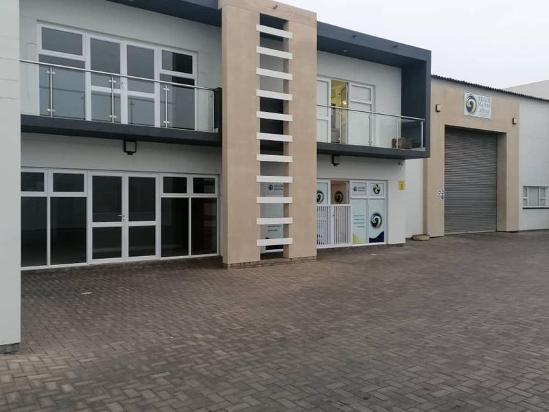 INDUSTRIAL WAREHOUSE FOR SALE WALVISBAY - Photo 3