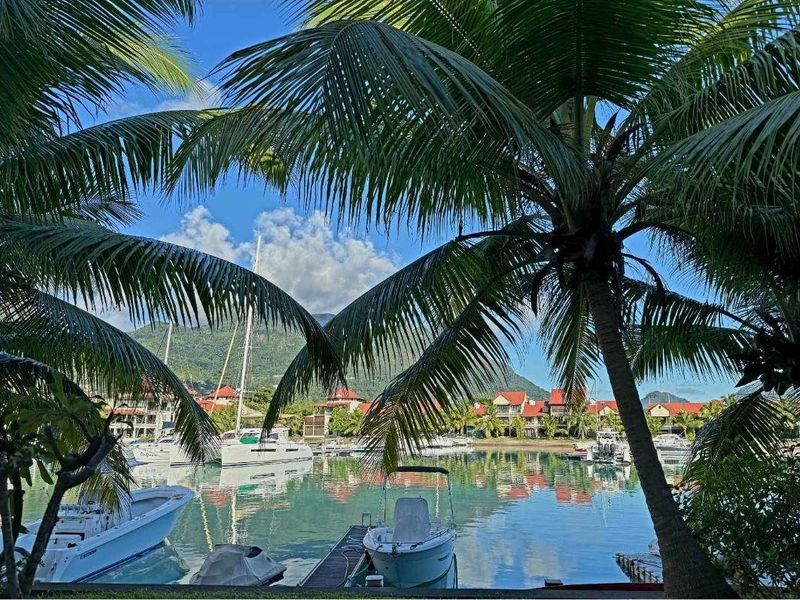 EDEN ISLAND OWNERSHIP AT A FRACTION OF THE COST - Photo 2