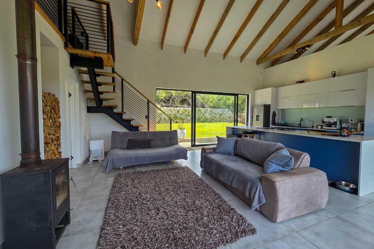 Neat two Bedroom home for sale in Stilbaai-Wes. - Photo 4