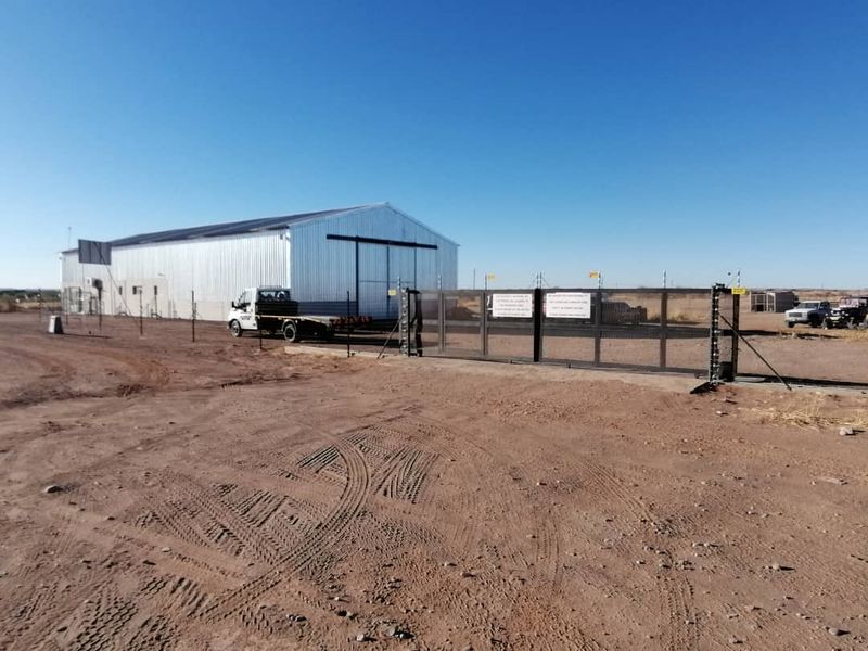 INDUSTRIAL PROPERTY WITH POSSIBILLITIES FOR SALE IN MARIENTAL - Photo 2