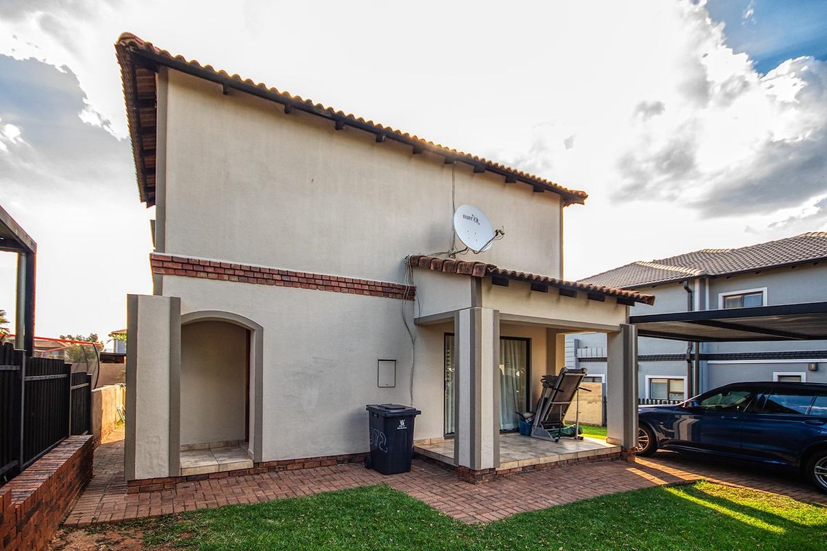 Meyersig 3 Bedroom family home! - Photo 2