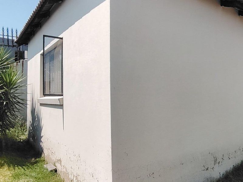 STUDENT ACCOMODATION 11 ROOMS  - RUNNING CONCERN - VERY CLOSE PROXIMITY TO UJ - OPEN TO REASONABLE OFFERS - Photo 6