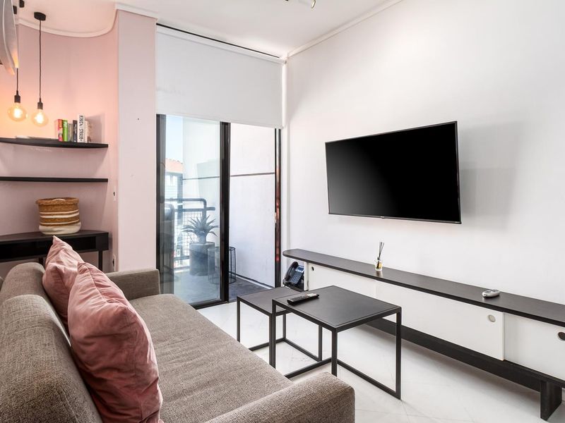 The Flamingo - Photo 9