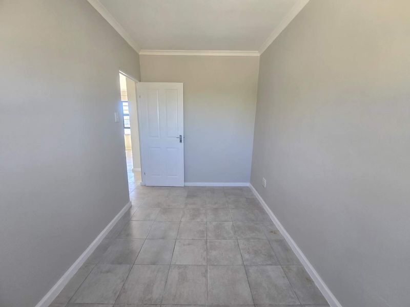 Lock-Up and go comfort in the heart of Newton Park - Photo 8