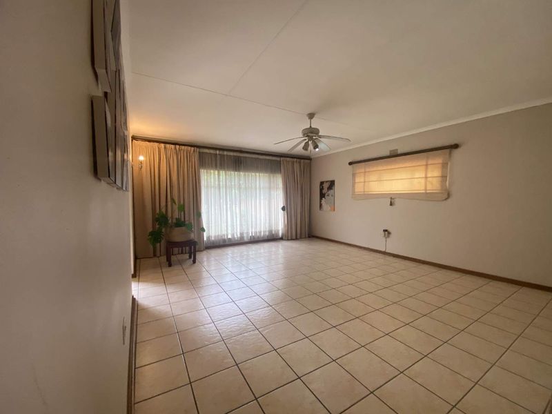 Spacious Family Home for Sale - Photo 4