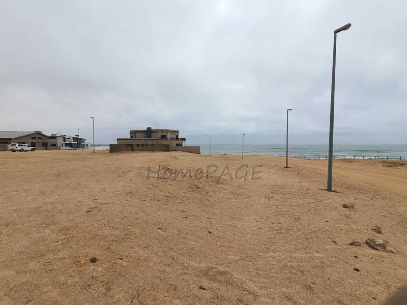 Ext 10, Henties Bay:  LARGE Beachfront Plot is for sale - Photo 4