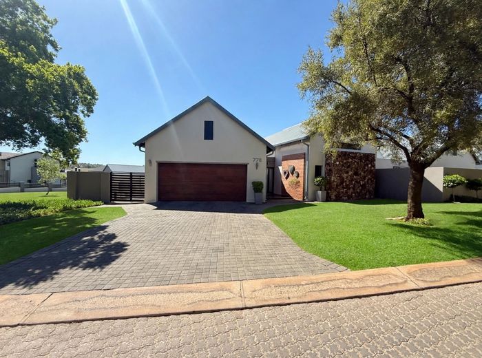 Property #2568118, House For Sale in Copperleaf Estate