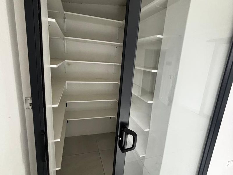 Office building to let near Pathcare, Walvis Bay - Photo 5