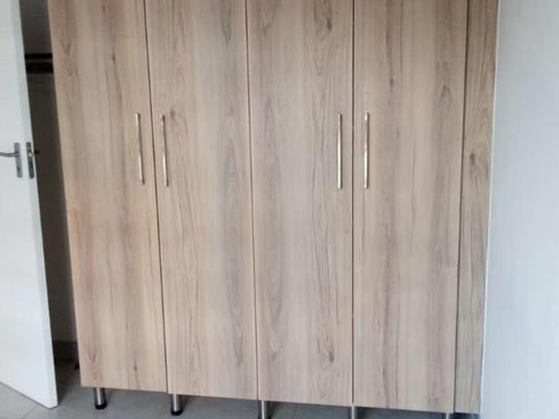 Large Garden Apartment For Sale in Modderfontein - Photo 8