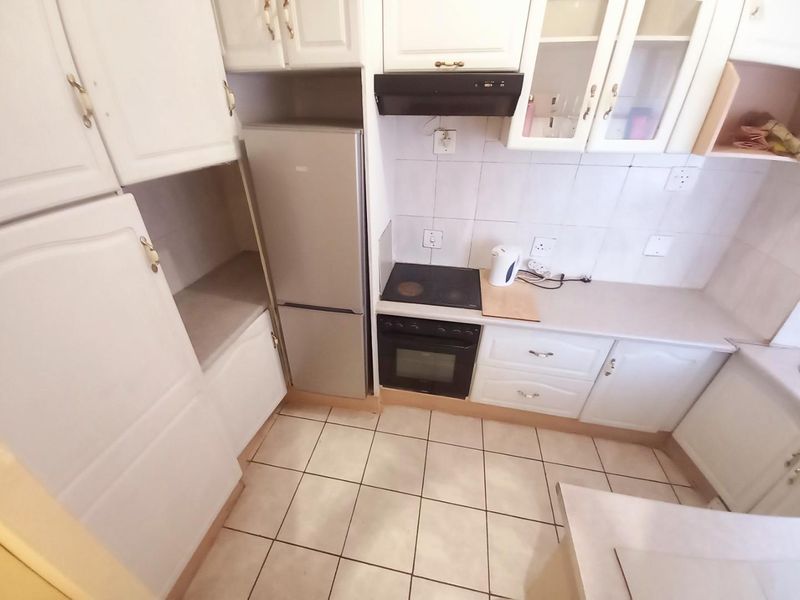 Two and half bedrooms apartment for sale at Capitol Hill - Photo 10