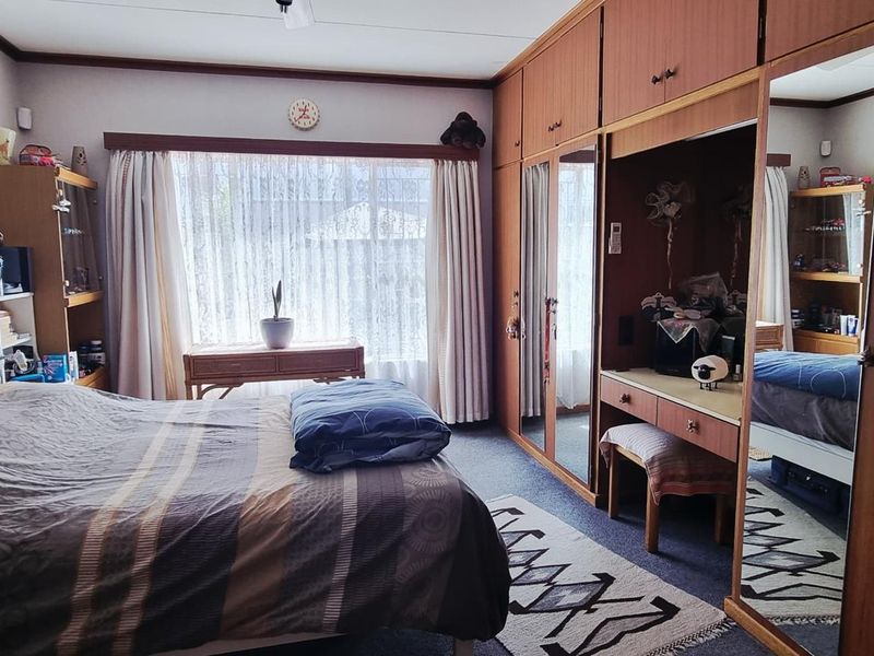 OLYMPIA | House for Sale which has been REZONED FROM RESIDENTIAL TO OFFICE located next to MTC - Photo 9