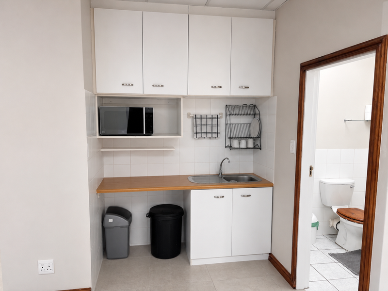 Prime Investment Opportunity: Fully Tenanted Office Block in Kloof Medical Centre - Photo 6