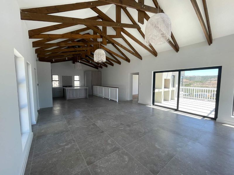 Discover Elegance: Your Dream Home Awaits! - Photo 3