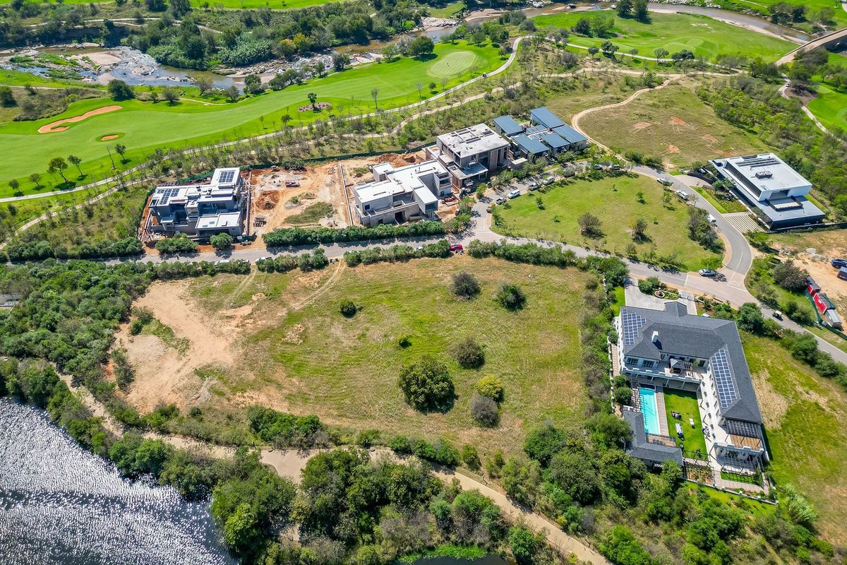 Prime Fairway & Dam Stand in Steyn City - Photo 2