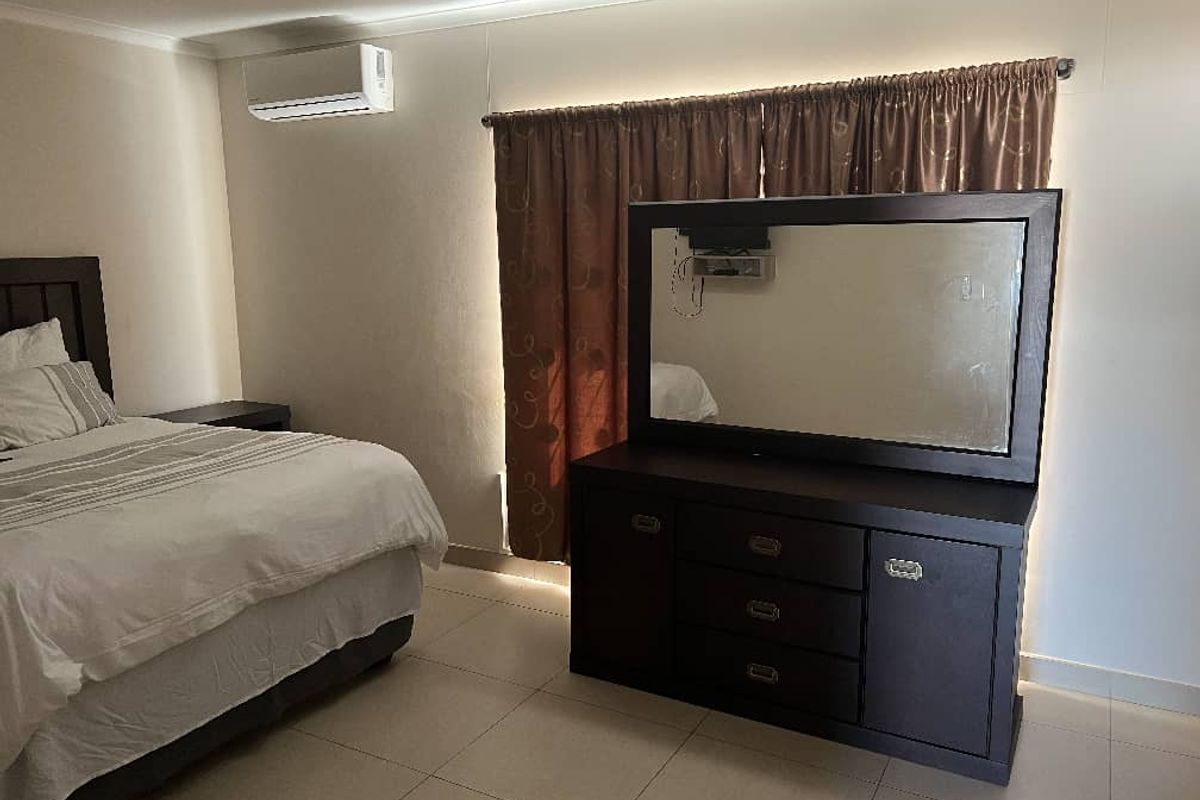 FOR RENT-Fully furnished backyard apartment for rent for rent in Mersig, Walvis Bay . - Photo 2
