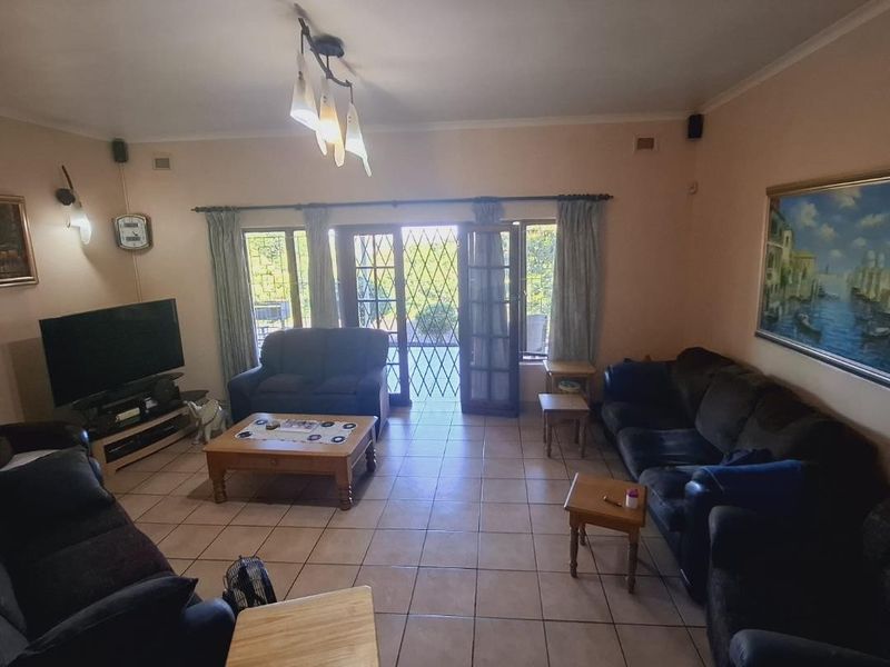 3 Bedroom House for sale in Bellair - Photo 7