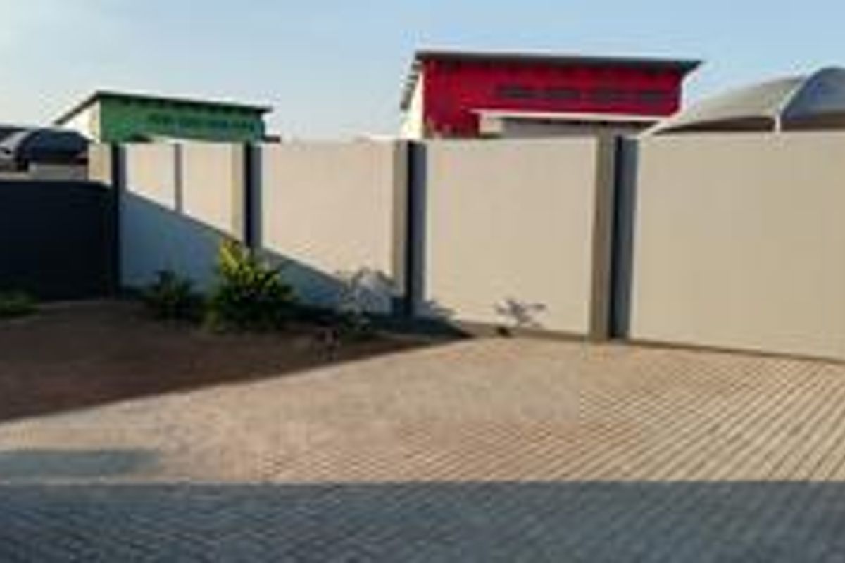 2 Bedroom with Full bathroom House for Sale - Photo 2