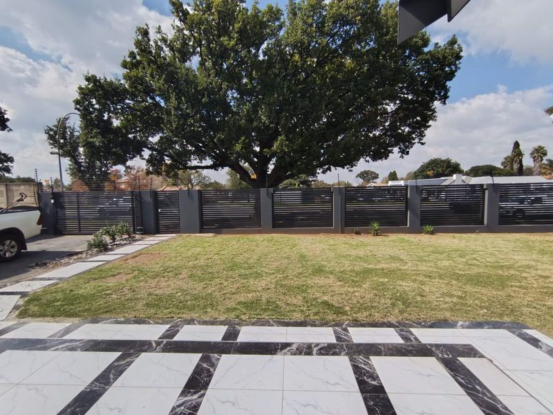 2 Properties, one stand Exceptional Rental Opportunity in the Heart of Rynfield - Photo 5