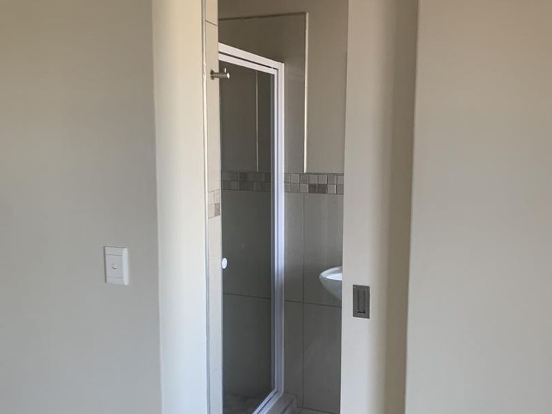 Duplex Townhouse close to Development Bank - Photo 7