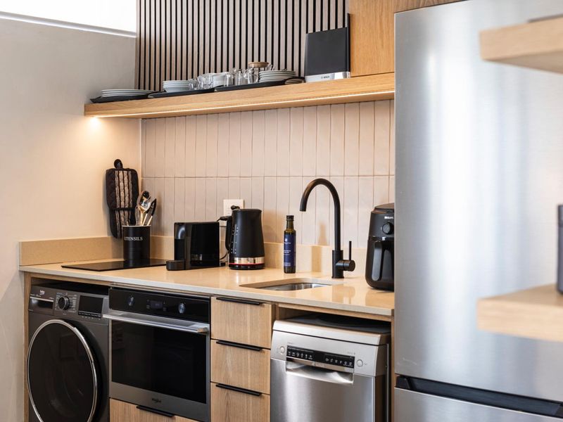 Chic, central and effortlessly stylish - Photo 5