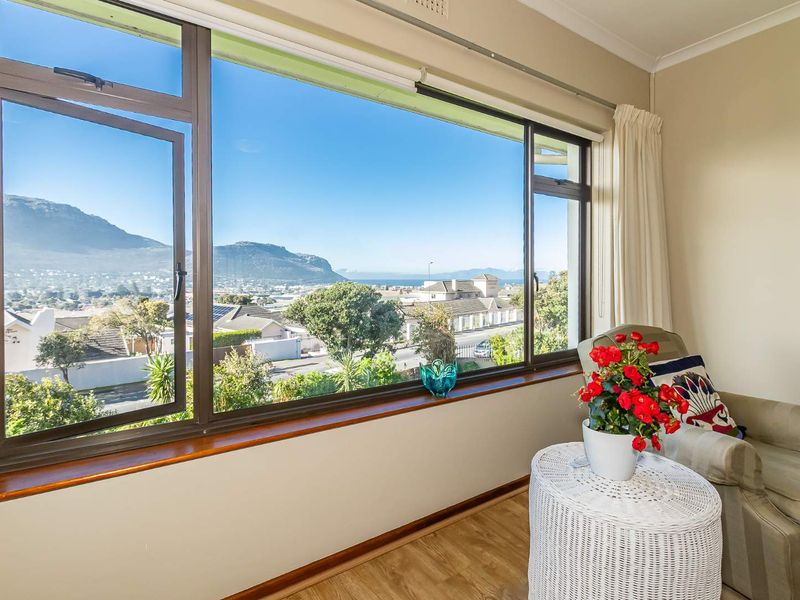 Spacious light and bright apartment with Sea and valley views - Photo 1