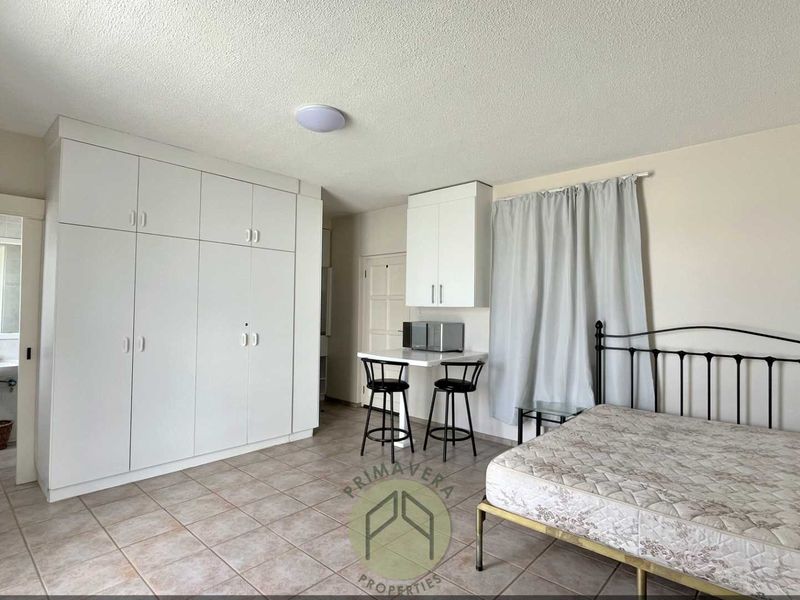 Little gem next to the waves - Photo 5