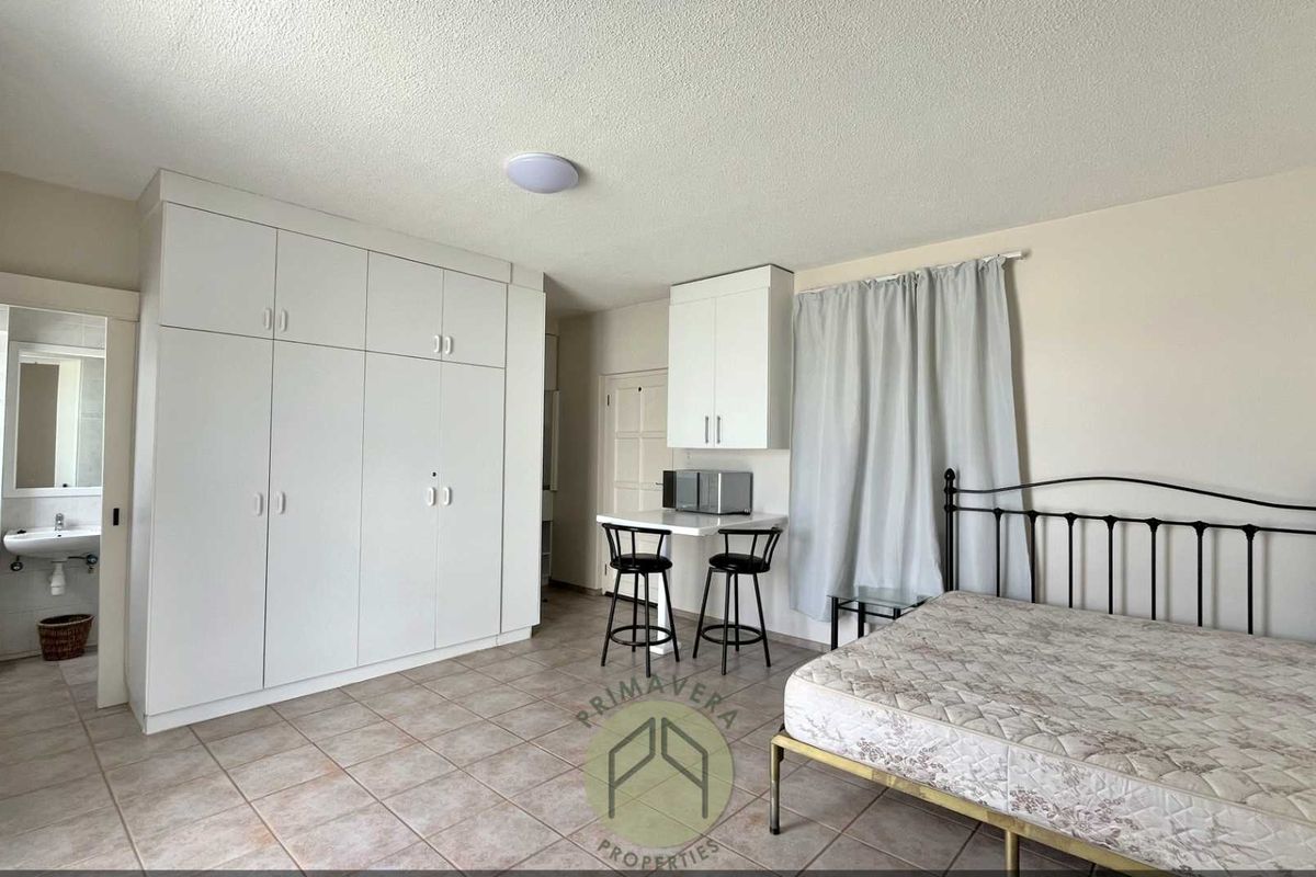 Little gem next to the waves - Photo 5