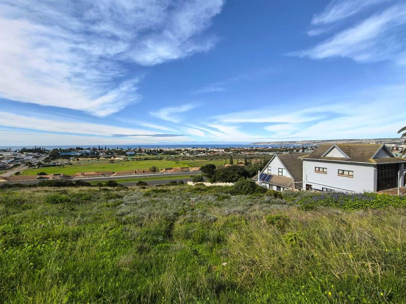 Vacant land in Hartenbos - ready for your custom build - Photo 4
