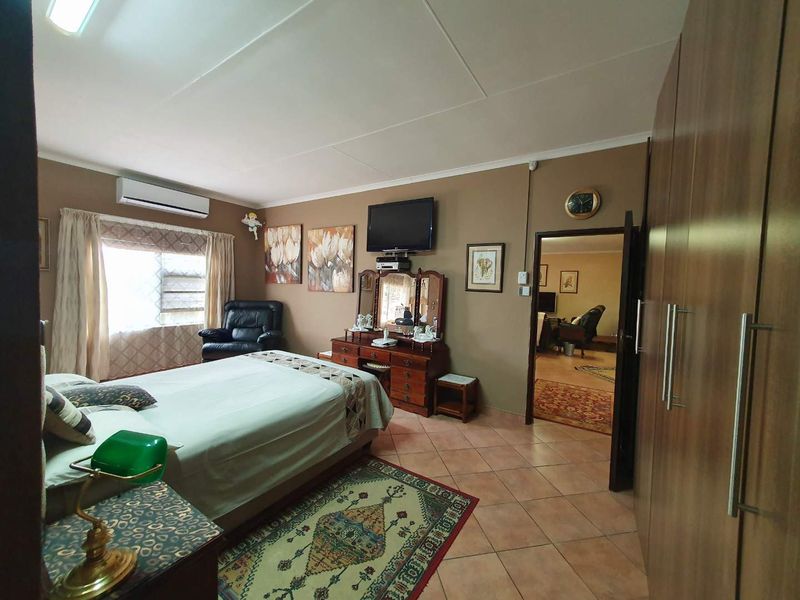 PRICE REDUCED TO N$ 2,050,000-00 FOR A QUICK SALE... - Photo 9