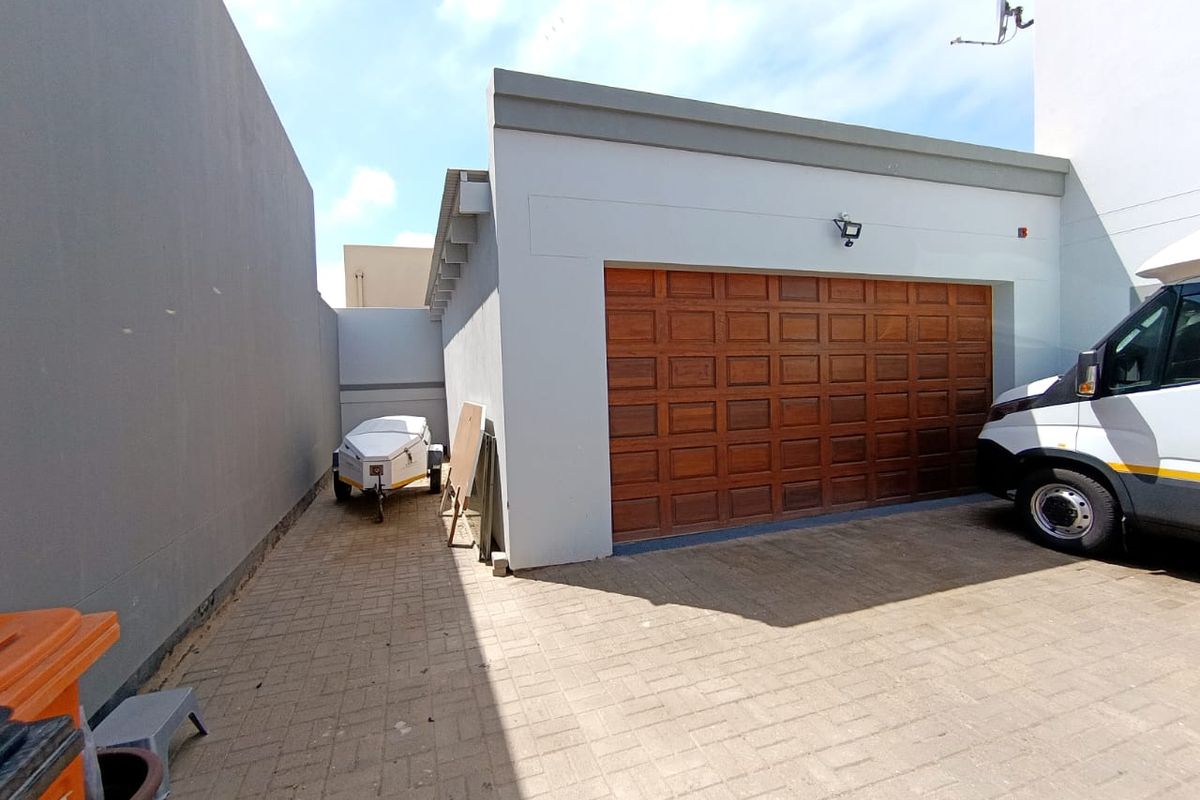Family home for sale in Swakopmund - Vogelstrand - Swakopmund - Photo 3
